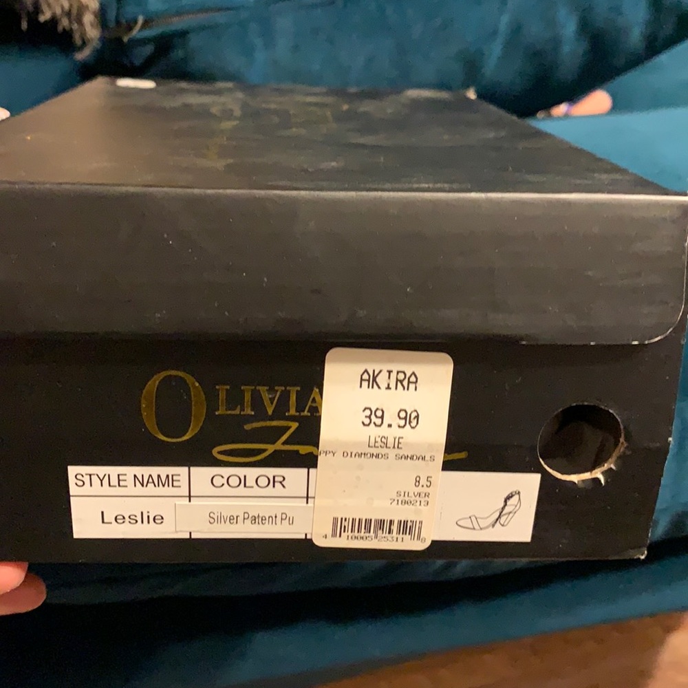 Women’s shoes